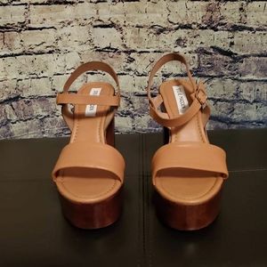 Leather Platform Sandals